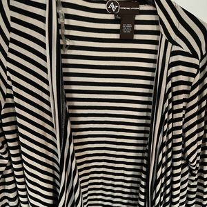 Adrainne Vittadini topper